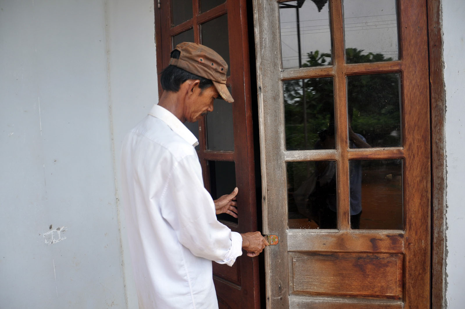 Thân đập hồ Gia Hoét vỡ toác, mở rộng vùng sơ tán dân - Ảnh 7. Thân đập hồ Gia Hoét vỡ toác, mở rộng vùng sơ tán dân - Ảnh 7.