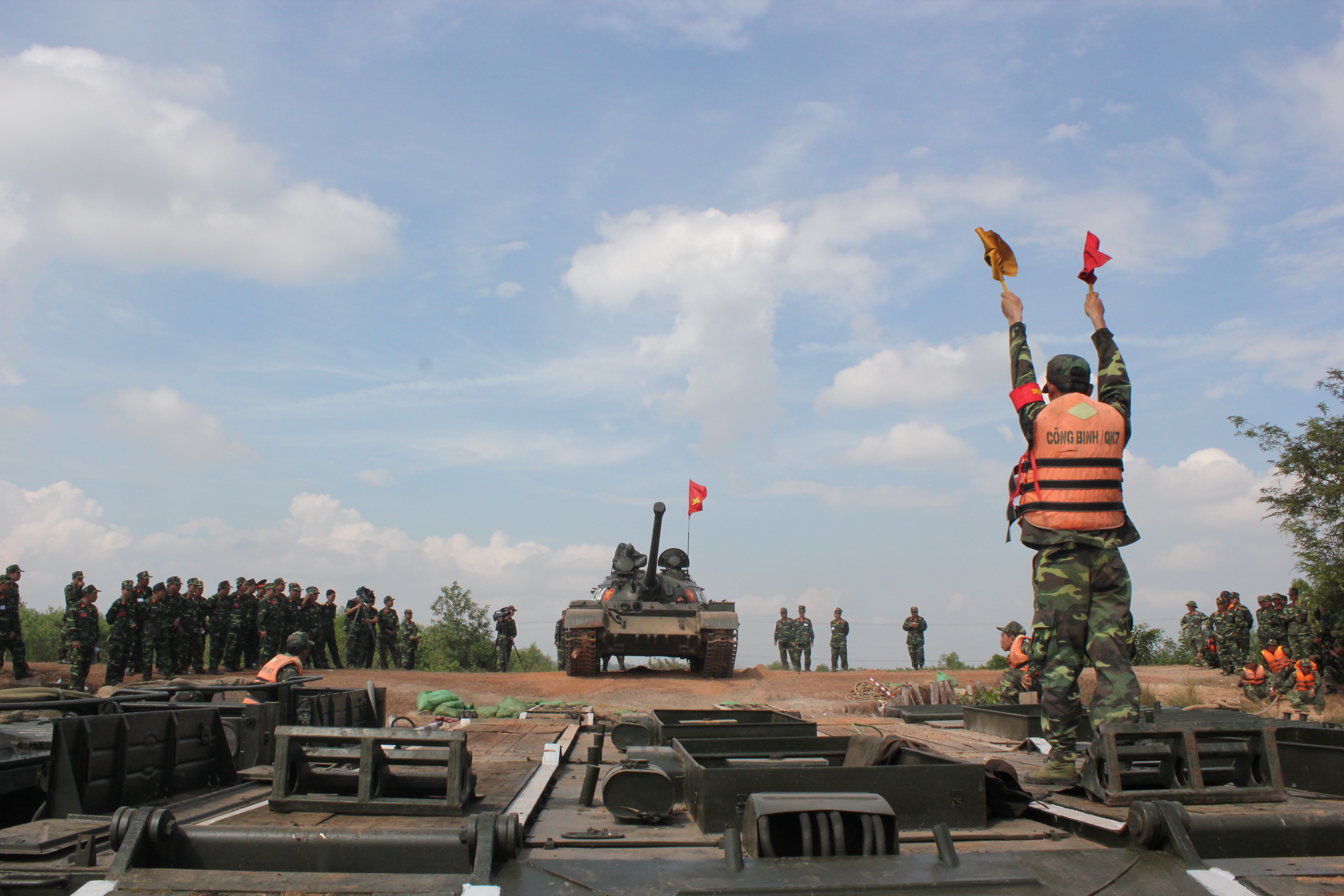 Công binh - những người lính du mục - Ảnh 8. Công binh - những người lính du mục - Ảnh 8.