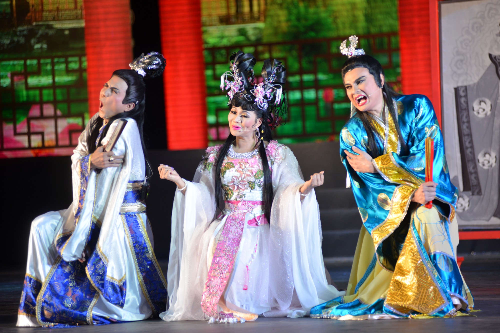 Phi Giao vẫn là của Ngọc Huyền - Ảnh 3. Phi Giao vẫn là của Ngọc Huyền - Ảnh 3.