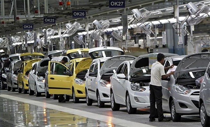 Đặt cọc mua ô tô: Người tiêu dùng đang bị thiệt mà không hay biết - Ảnh 1.