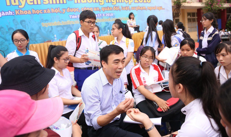 Nên cân nhắc khi chọn học chất lượng cao - Ảnh 1. Nên cân nhắc khi chọn học chất lượng cao - Ảnh 1.