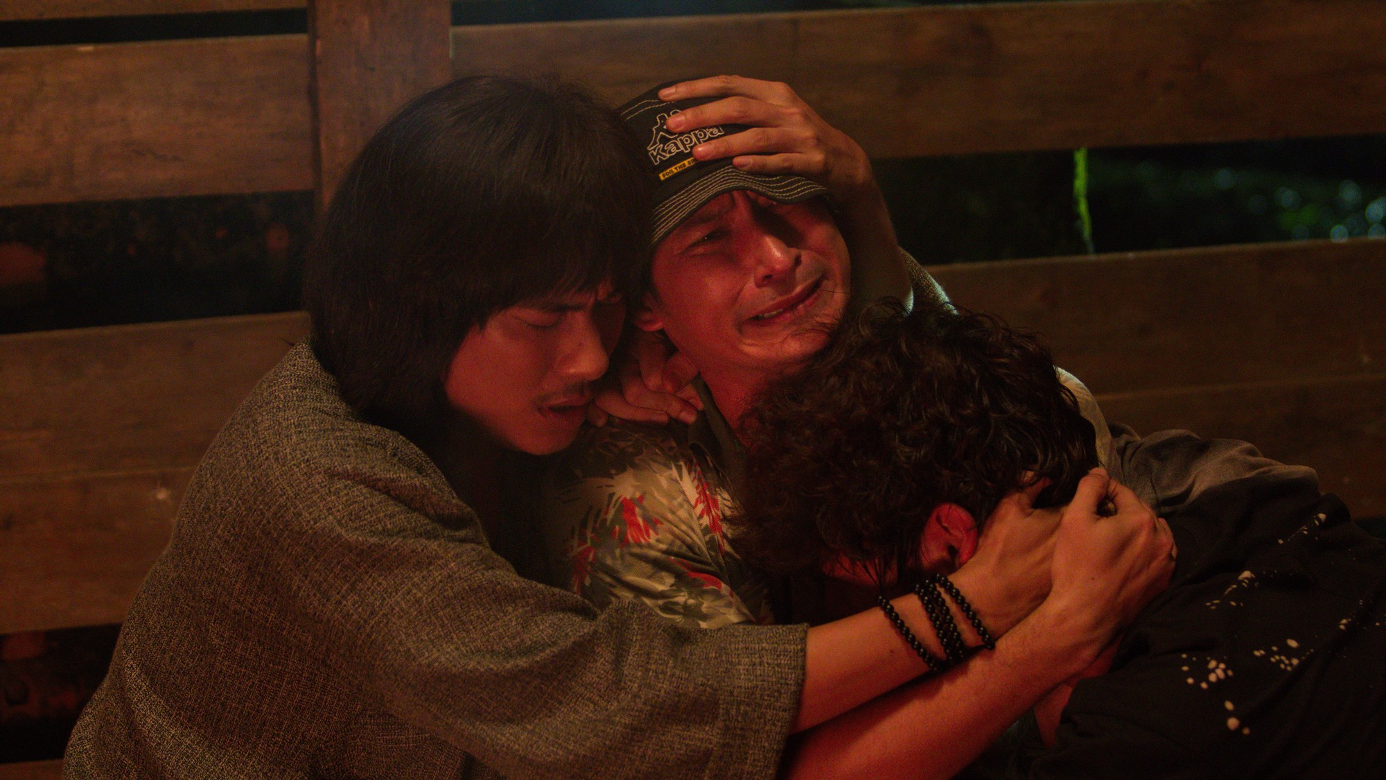 Lật mặt 3 - Ba chàng khuyết vẫn thiếu tiết chế nhưng mà vui - Ảnh 3. Lật mặt 3 - Ba chàng khuyết vẫn thiếu tiết chế nhưng mà vui - Ảnh 3.