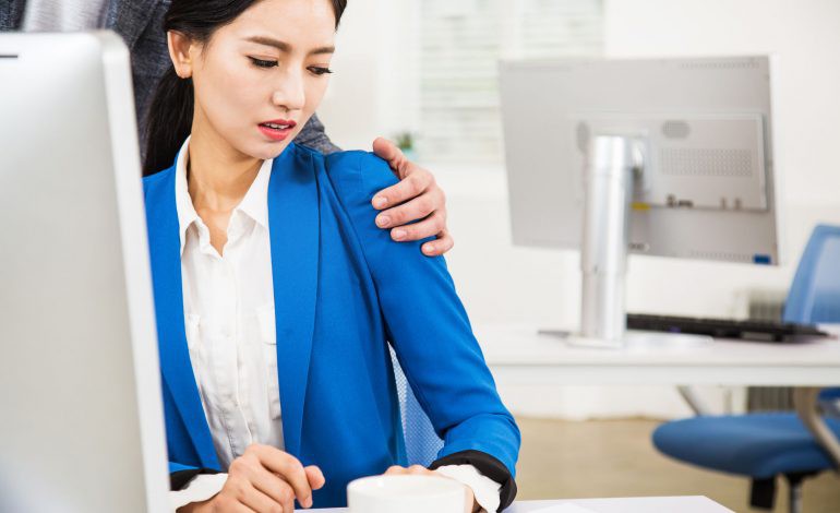 Tán tỉnh nhau thế nào để không bị xem là quấy rối tình dục? - Ảnh 2. Tán tỉnh nhau thế nào để không bị xem là quấy rối tình dục? - Ảnh 2.