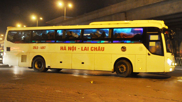Xe khách giường nằm tuyến Hà Nội - Lai Châu - Ảnh: Quang Thế
