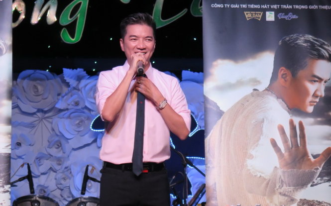 Đàm Vĩnh Hưng tại buổi ra mắt album mới dưới hình thức SMC/Kihno - Ảnh: Q.N.