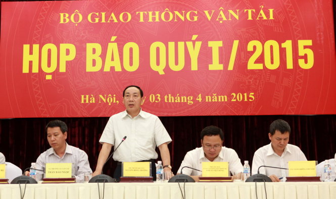 Thứ trưởng Nguyễn Hồng Trường chủ trì họp báo - Ảnh: Tuấn Phùng