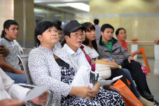 Có thẻ bảo hiểm y tế, người bệnh được hỗ trợ chi trả viện phí rất lớn - Ảnh: Hữu Khoa