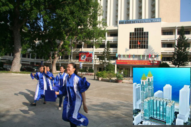 Trường CĐSP Nha Trang tại khu “đất kim cương” ở số 1 Nguyễn Chánh, TP Nha Trang hiện nay và mô hình các khách sạn, khu căn hộ trong dự án The Monarch Galleria mà Công ty Dewan giới thiệu sẽ xây dựng trên toàn bộ khu đất Trường CĐSP Nha Trang hiện nayẢnh: P.S.NGÂN - http://phoenixbeachvietnam.com/vn