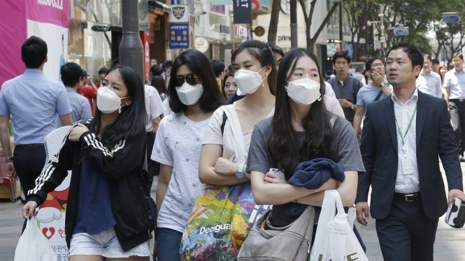 Khách du lịch tới Hàn Quốc giảm mạnh vì dịch MERS - Ảnh: AP