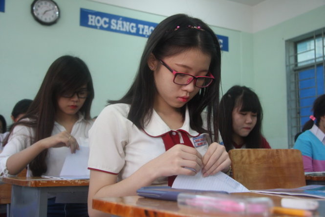 Thí sinh dự thi THPT quốc gia năm 2015 - Ảnh: Trần Huỳnh