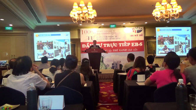 Một chương trình hội thảo giới thiệu đi Mỹ đầu tư trực tiếp EB-5 đổi thẻ xanh vĩnh viễn của 36Visa phát trên mạng YouTube