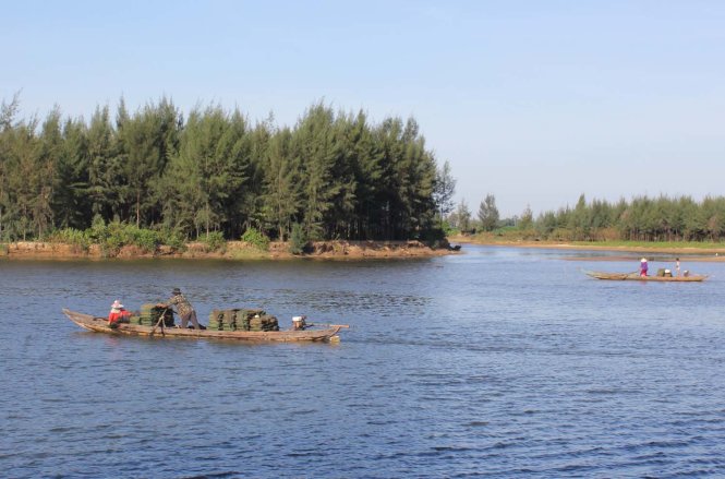 Xuôi sông Trà Bồng về Bình Dương