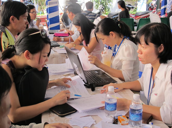 Thay vì được hoàn thuế thu nhập cá nhân ngay sau khi kết thúc năm, tới đây cá nhân thuộc diện phải tự quyết toán thuế thu nhập cá nhân có thể phải chờ đến ngày 1-4 năm sau - Ảnh: A.H.