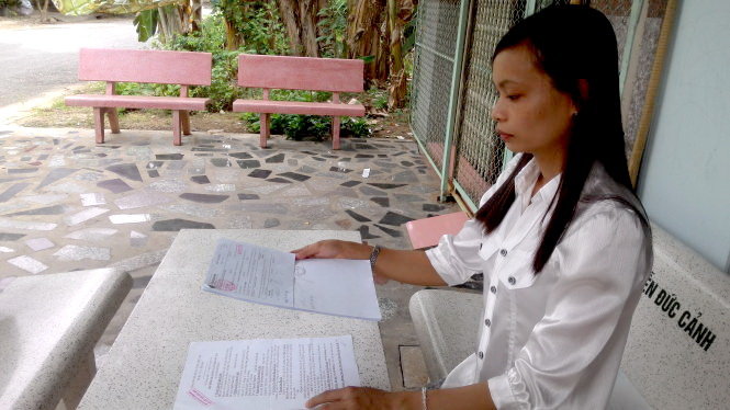 Bà Nguyễn Thị Bích Ngọc mặc dù trúng đấu giá nhưng vẫn chưa được giao tài sản- Ảnh: Đ.Vịnh