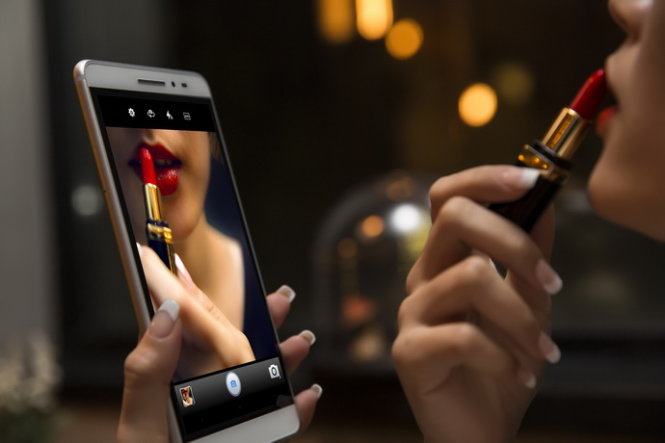 Lenovo PHAB Plus