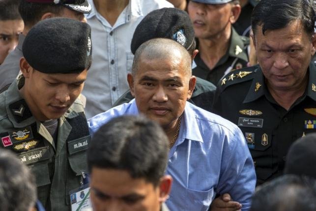Nghi can Suriyan (giữa) được nói tử vong sau khi bị nhiễm trùng máu. Ảnh: Reuters