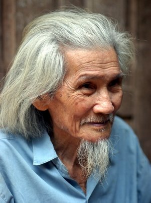 QgYtThj8.jpg