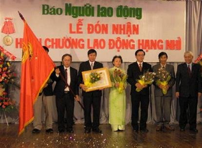 eHp5dKV2.jpg