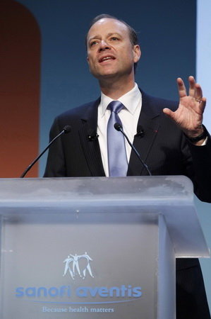 HE1aDG62.jpg
