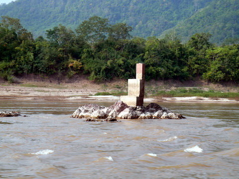 qy66rC1W.jpg