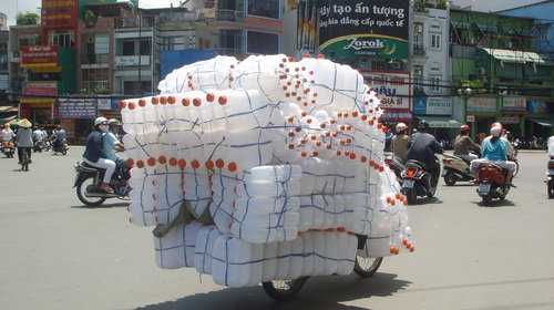 9V61RlKl.jpg