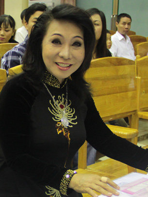 FIVpIkAQ.jpg