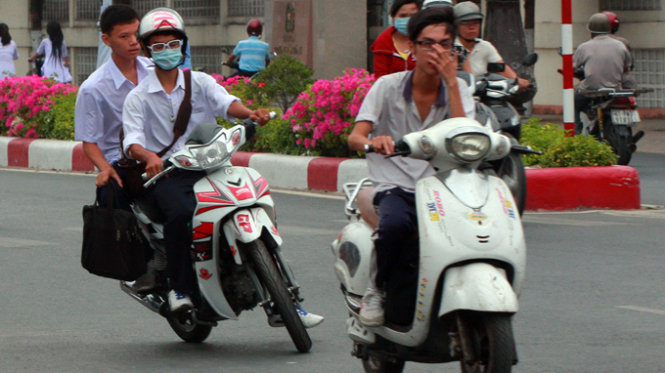 CrVvbdDU.jpg