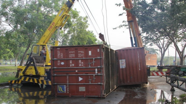 zSDS8eqa.jpg