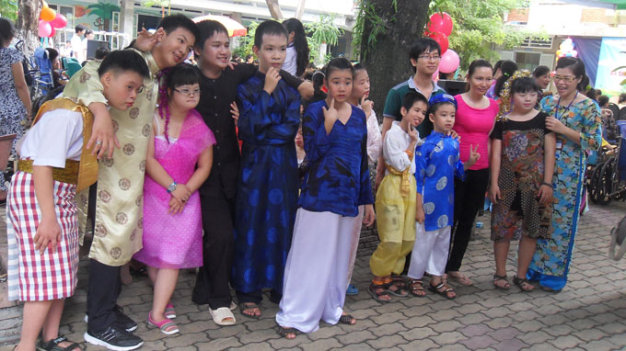 H1HkWnGI.jpg