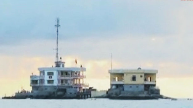 n1ncHLoZ.jpg