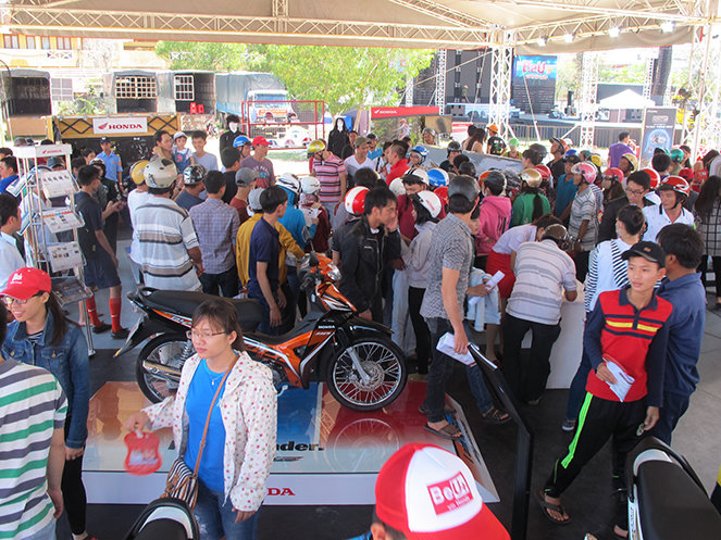 honda-1448248675.jpg