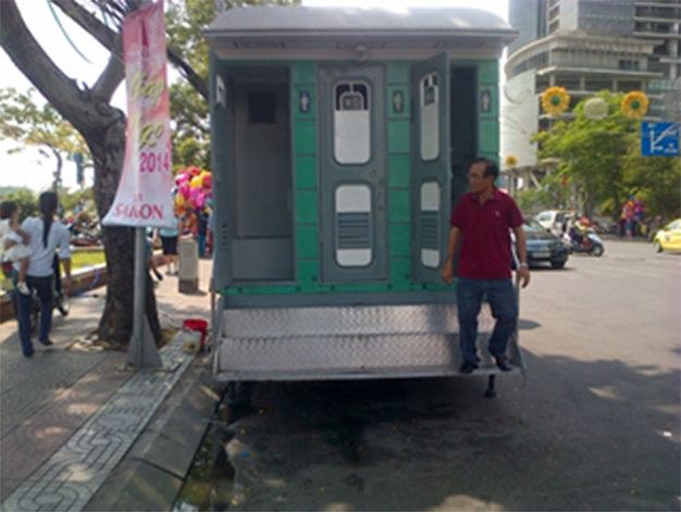 NVSCC di động phục vụ đường hoa Nguyễn Huệ dịp Tết Nguyên đán 2014.