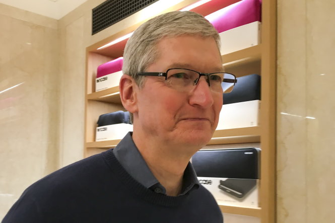 Tổng giám đốc Apple Tim Cook bác bỏ cáo buộc né thuế - Ảnh: Reuters