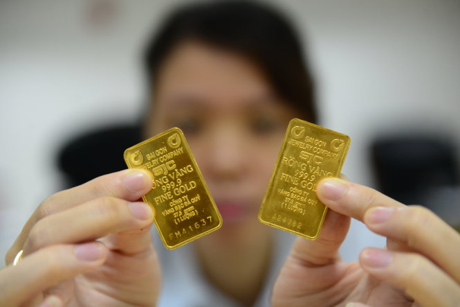 Chỉ trong vòng hai tuần qua, Công ty vàng SJC đã hai lần ngưng mua vàng móp méo và vàng một ký tự chữ - Ảnh: Q.Định