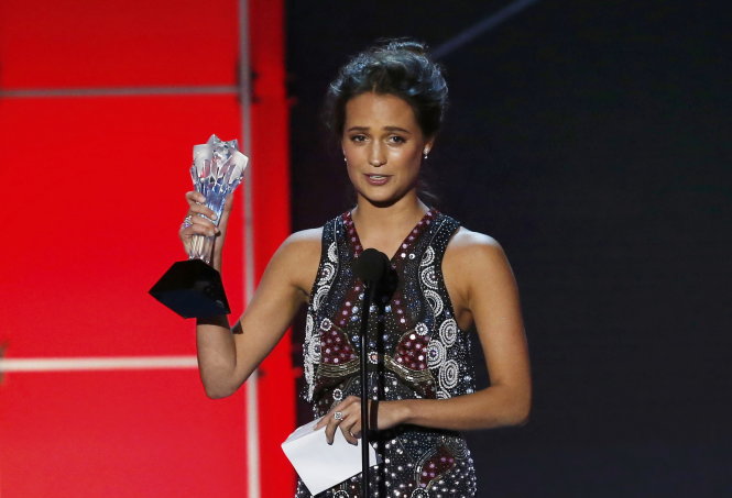 Alicia Vikander được tôn vinh nhờ diễn xuất tuyệt vời trong phim Cô gái Đan Mạch - Ảnh: Reuters
