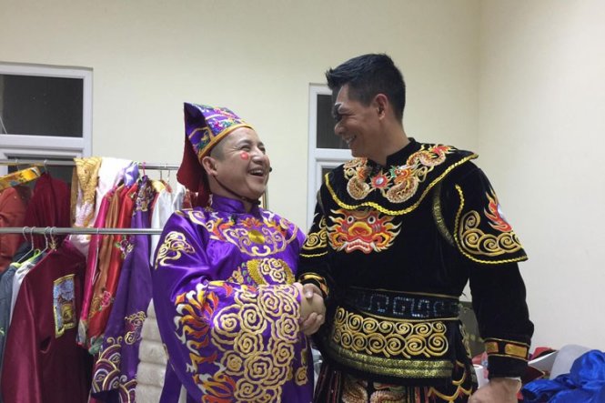 Bình Minh và nghệ sĩ Chí Trung trong chương trình Táo quân 2016 - Ảnh: T.L.