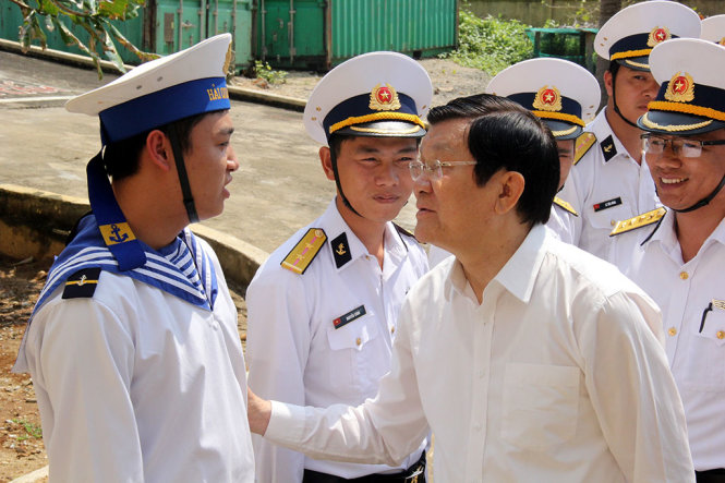 Thăm lực lượng hải quân