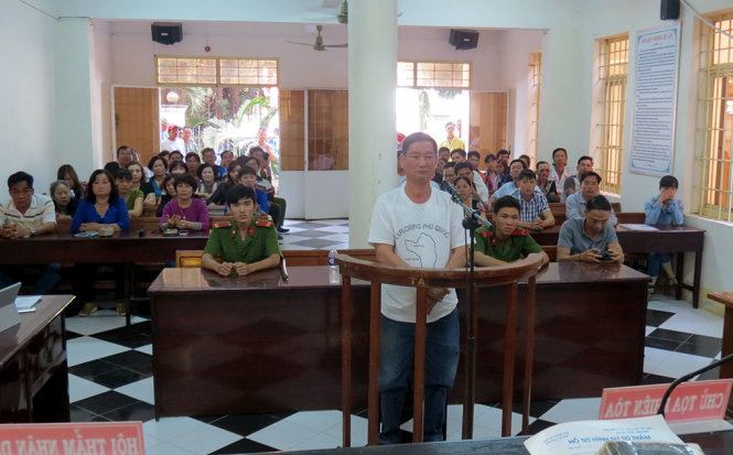 Bị cáo Bùi Văn Sơn tại tòa - Ảnh Đức Vịnh