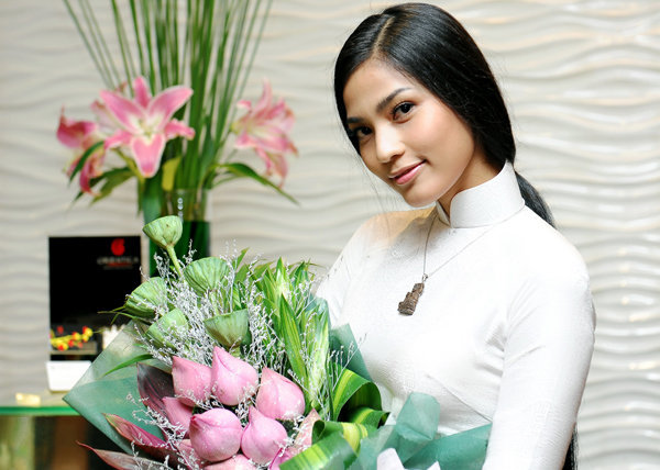 Mỹ nhân ăn chay đẹp nhất châu Á 2014 Trương Thị May