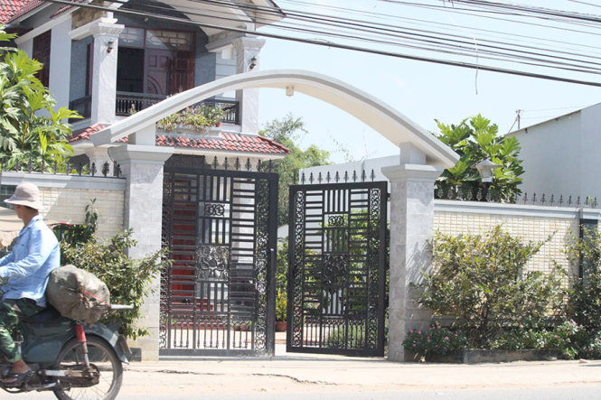 Nhà bí thư huyện ủy Đức Hòa. Ảnh: An Long