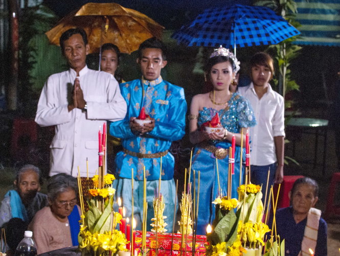 Nghi lễ đón mặt trời - Ảnh: C.T.L.