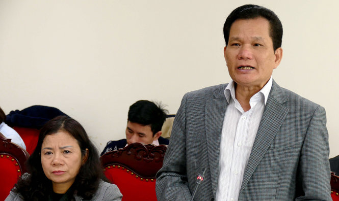 Ông Mai Đức Chính nêu nhiều vướng mắc trong việc triển khai thực hiện Luật BHXH, và khó khăn cuối cùng lại đổ lên đầu người lao động - Ảnh: L.K
