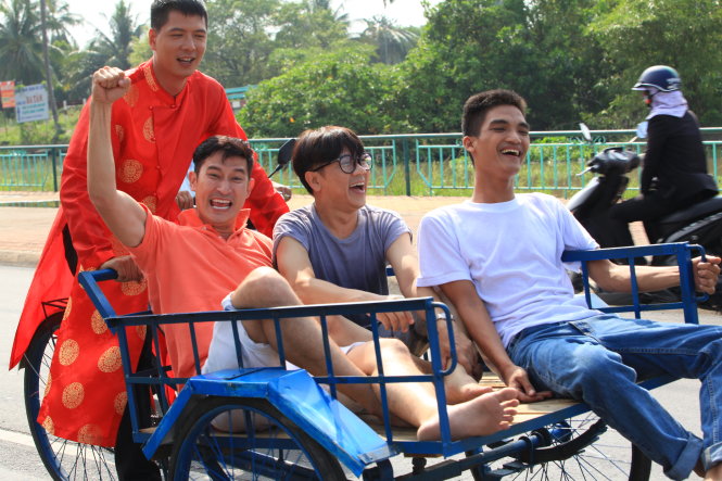 Có đến ba nghệ sĩ quen mặt trên màn ảnh rộng là Thành Lộc, Bình Minh, Huy Khánh nhưng cũng khó cứu được chất lượng Vợ ơi, em ở đâu? - Ảnh: DPDC