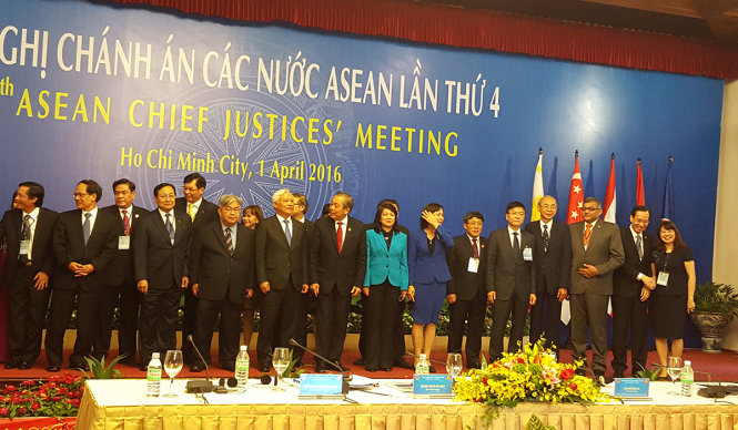 Các đại biểu tham gia Hội nghị Chánh án ASEAN ngày 1-4 - Ảnh: Hoàng Điệp