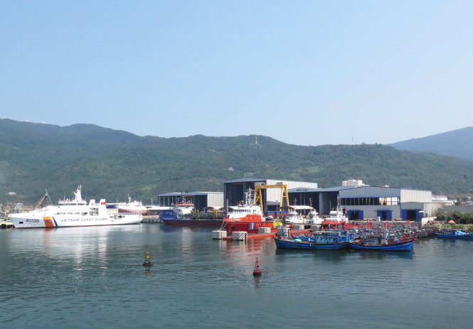 Nhà máy đóng tàu Sông Thu ngày nay, nơi cho ra lò của những con tàu hiện đại không những phục vụ nhiệm vụ quốc phòng mà để xuất khẩu - Ảnh: Tấn Vũ