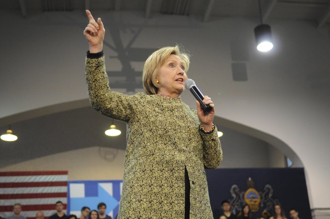 Cựu ngoại trưởng Mỹ Hillary Clinton - Ảnh: Reuters