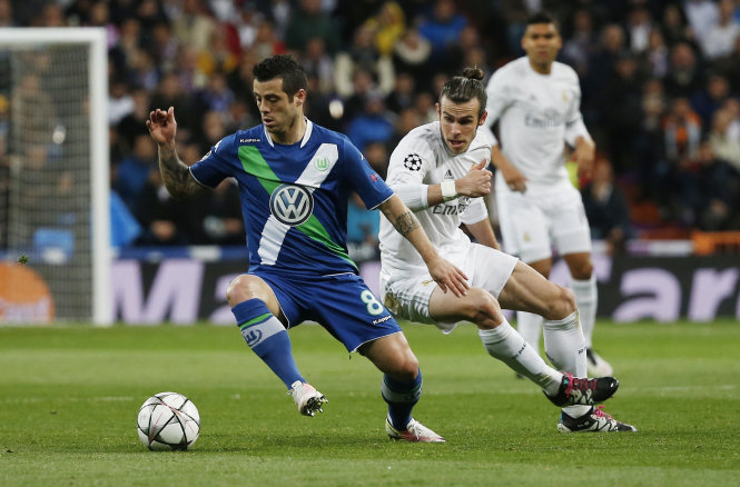 Gareth Bale (phải) là niềm hi vọng lớn nhất của R.M lúc này - Ảnh: Reuters