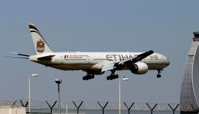 Một chiếc máy bay của hãng Etihad - Ảnh: AP