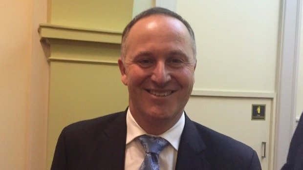 Thủ tướng New Zealand John Key sau khi bị mời ra khỏi quốc hội chiều 11-5 - Ảnh: Stuff