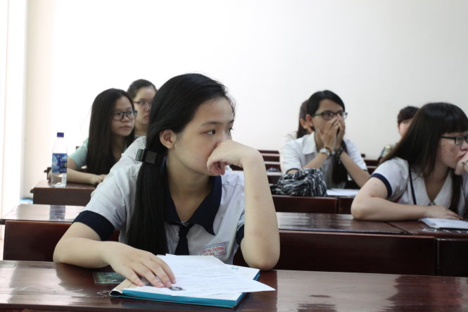 Thí sinh dự thi THPT quốc gia 2015. Ảnh: M.G